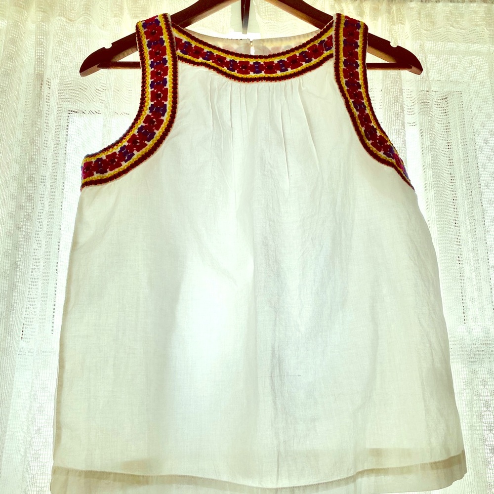 Old Navy white cotton blouse with embroidery